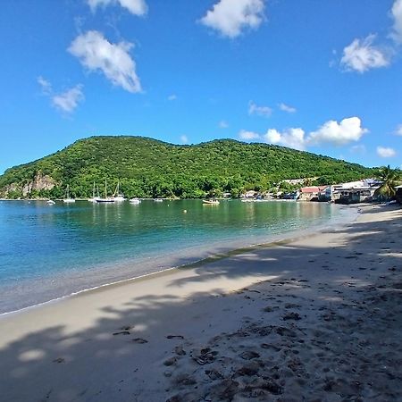Ecolodges Karet Deshaies Esterno foto
