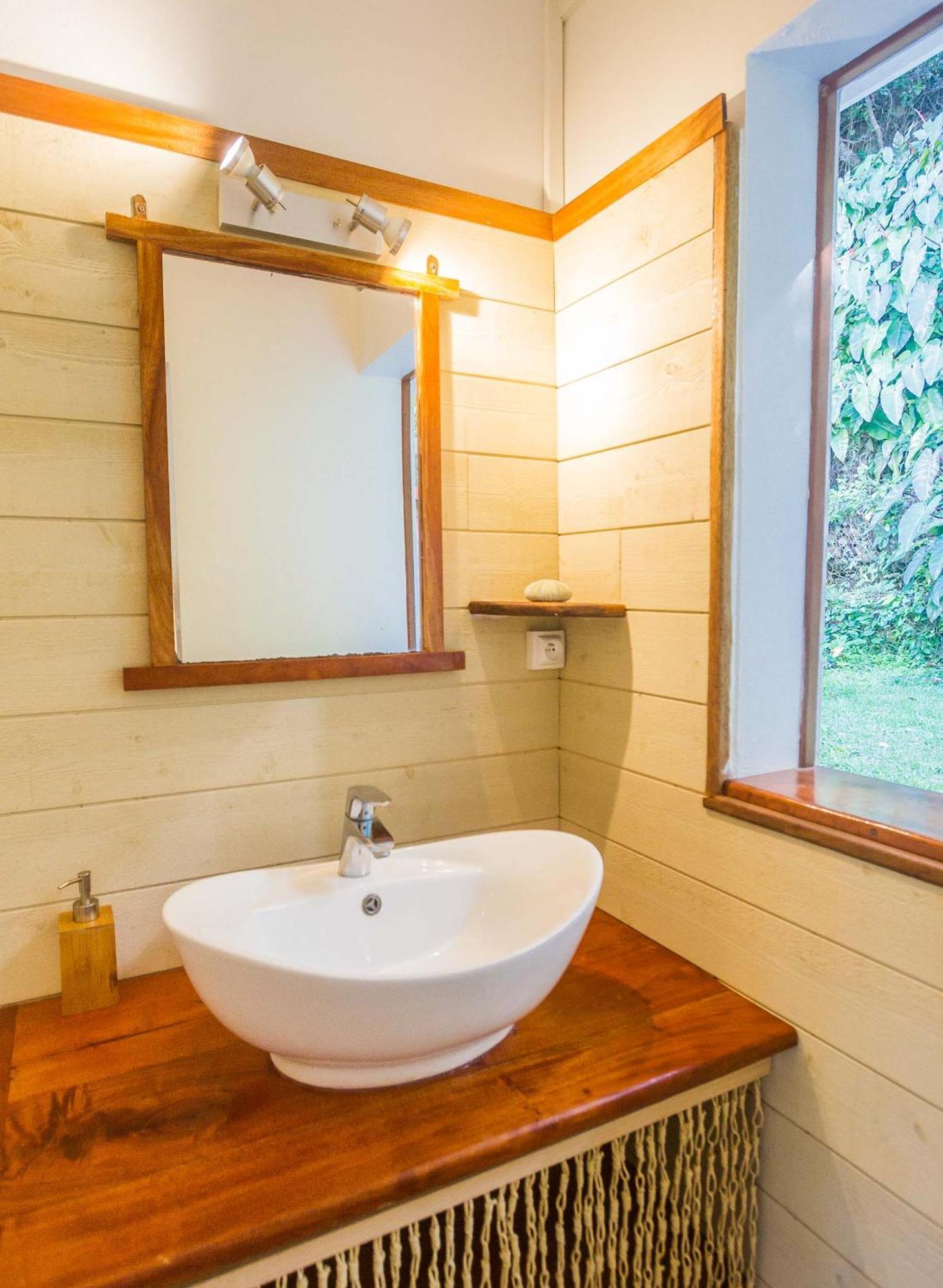 Ecolodges Karet Deshaies Esterno foto