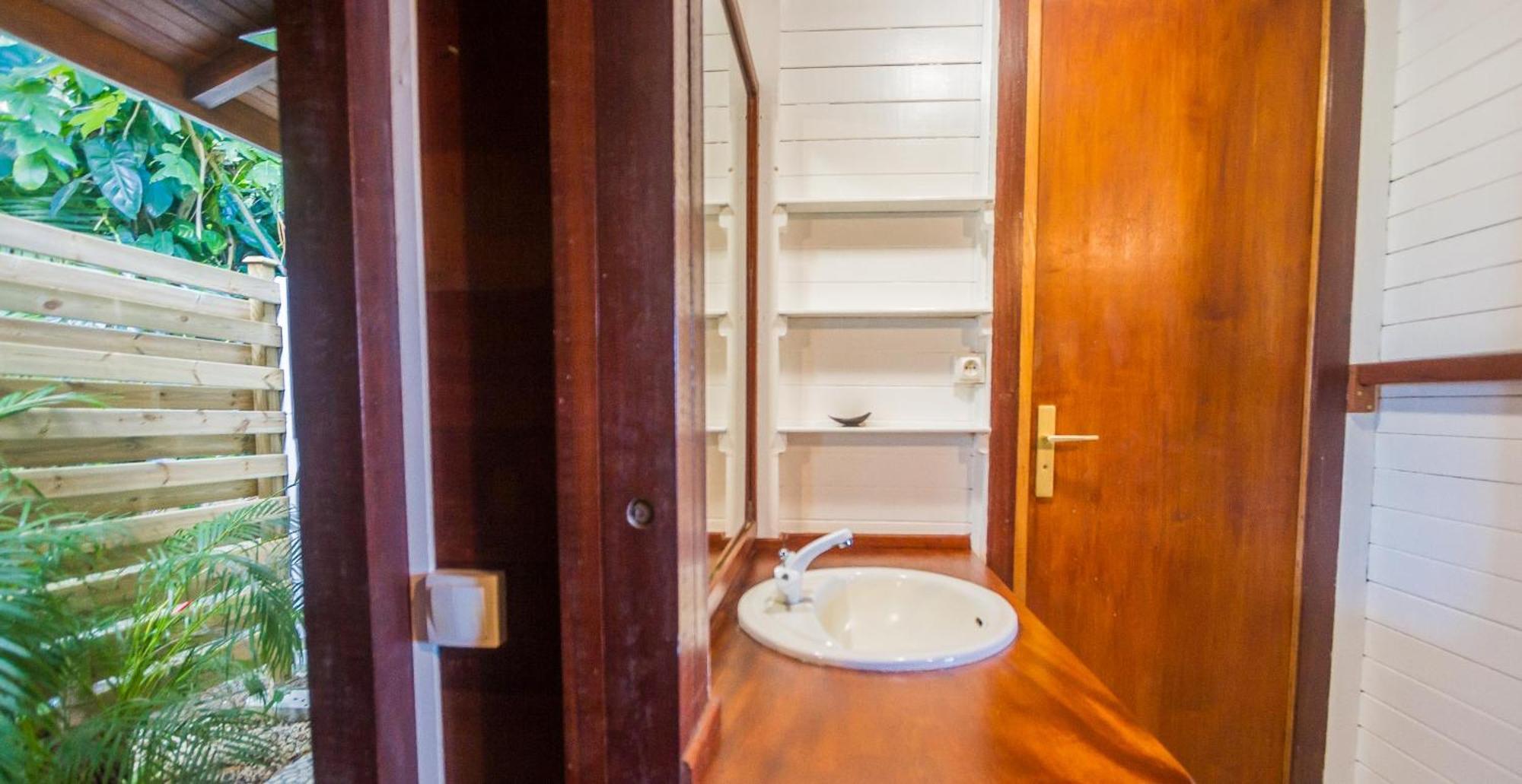 Ecolodges Karet Deshaies Esterno foto