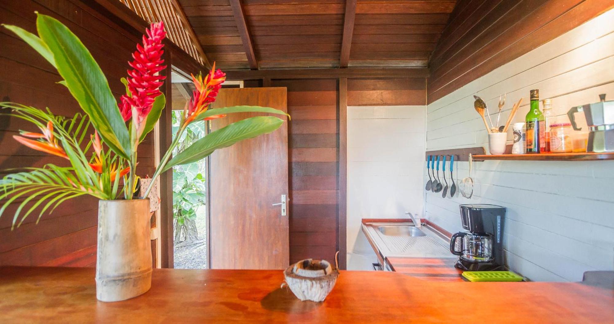 Ecolodges Karet Deshaies Esterno foto